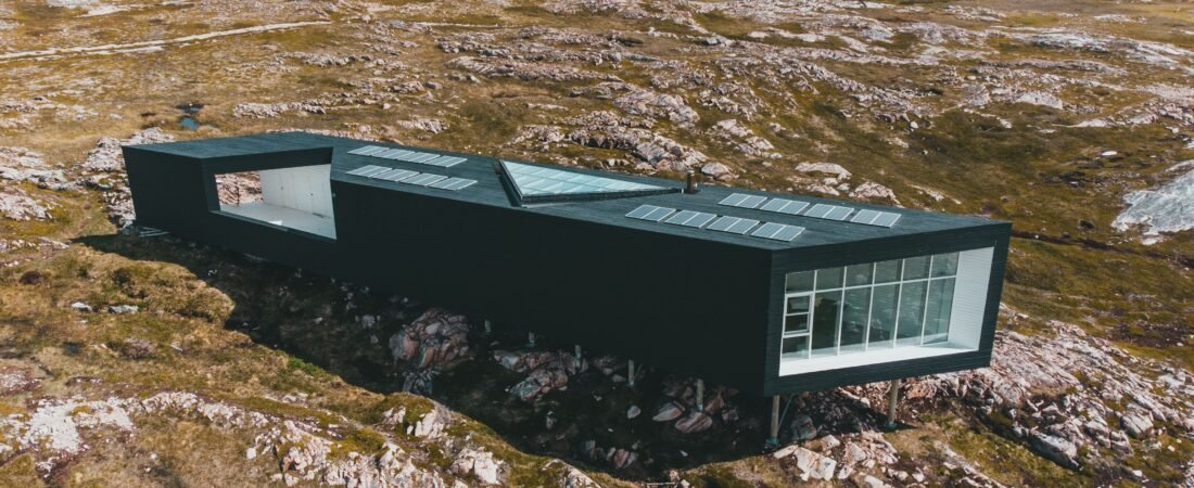 How Many Solar Panels to Run a Remote Cabin (Complete Sizing Guide)
